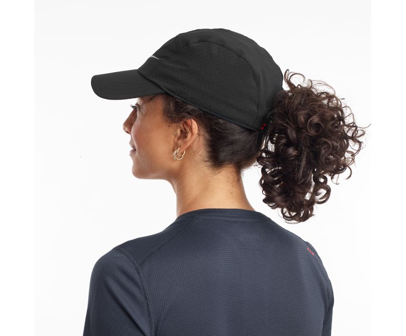 Black Women's Saucony Outpace Hats | XJNUP4512