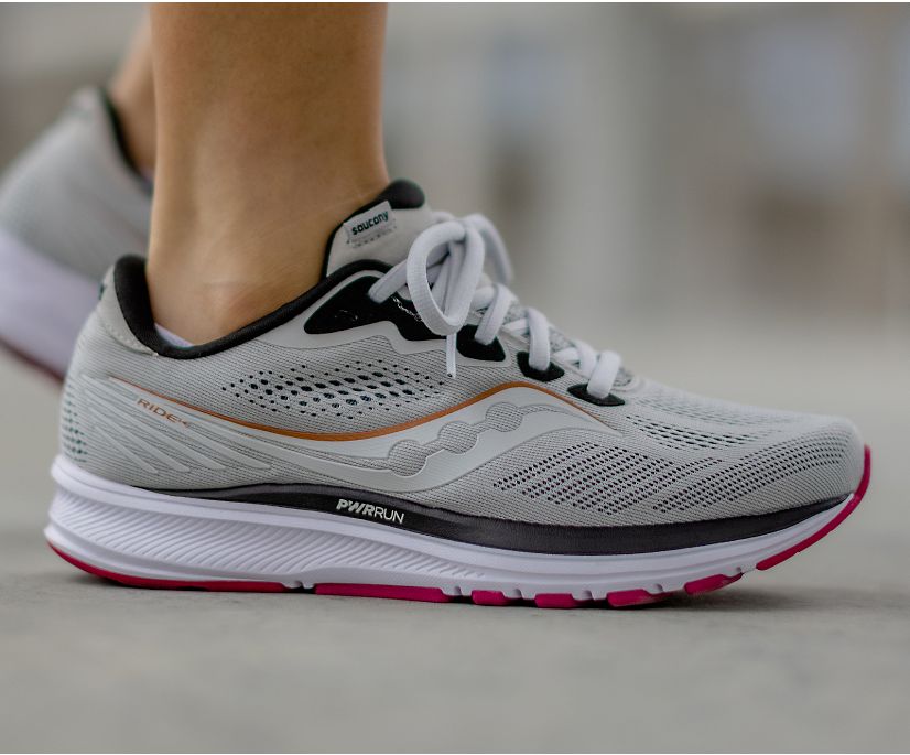 Grey / Pink Women's Saucony Ride 14 Wide Running Shoes | RWBLE7651