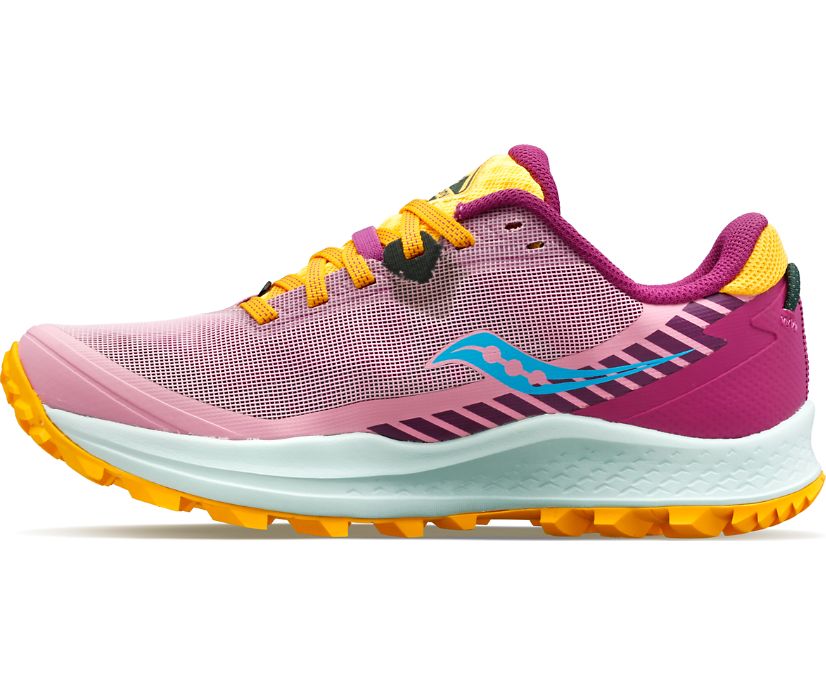 Pink Women's Saucony Peregrine 11 Trail Running Shoes | CGIJA7436