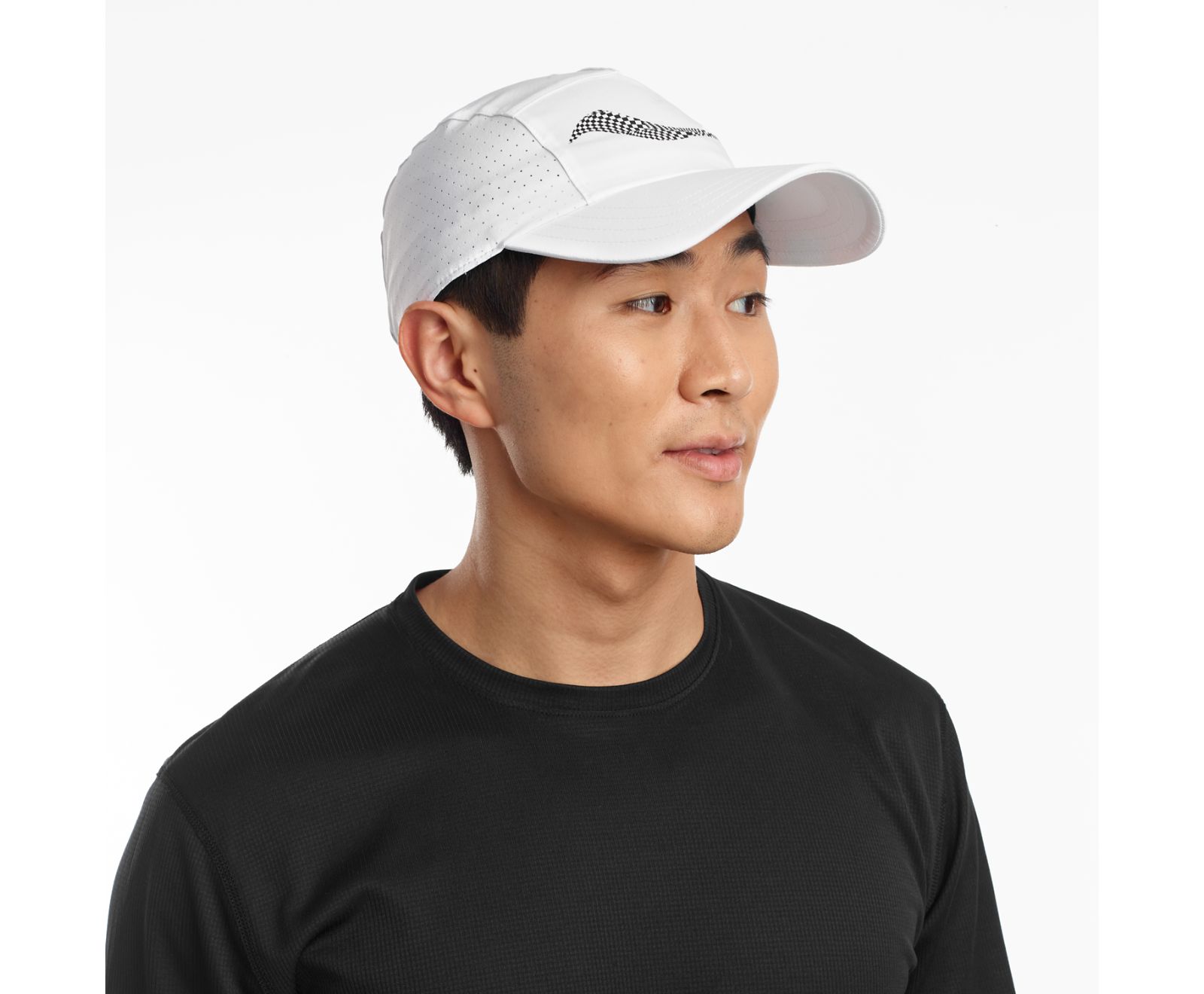 White Men\'s Saucony Outpace Hats | TVYKO1869