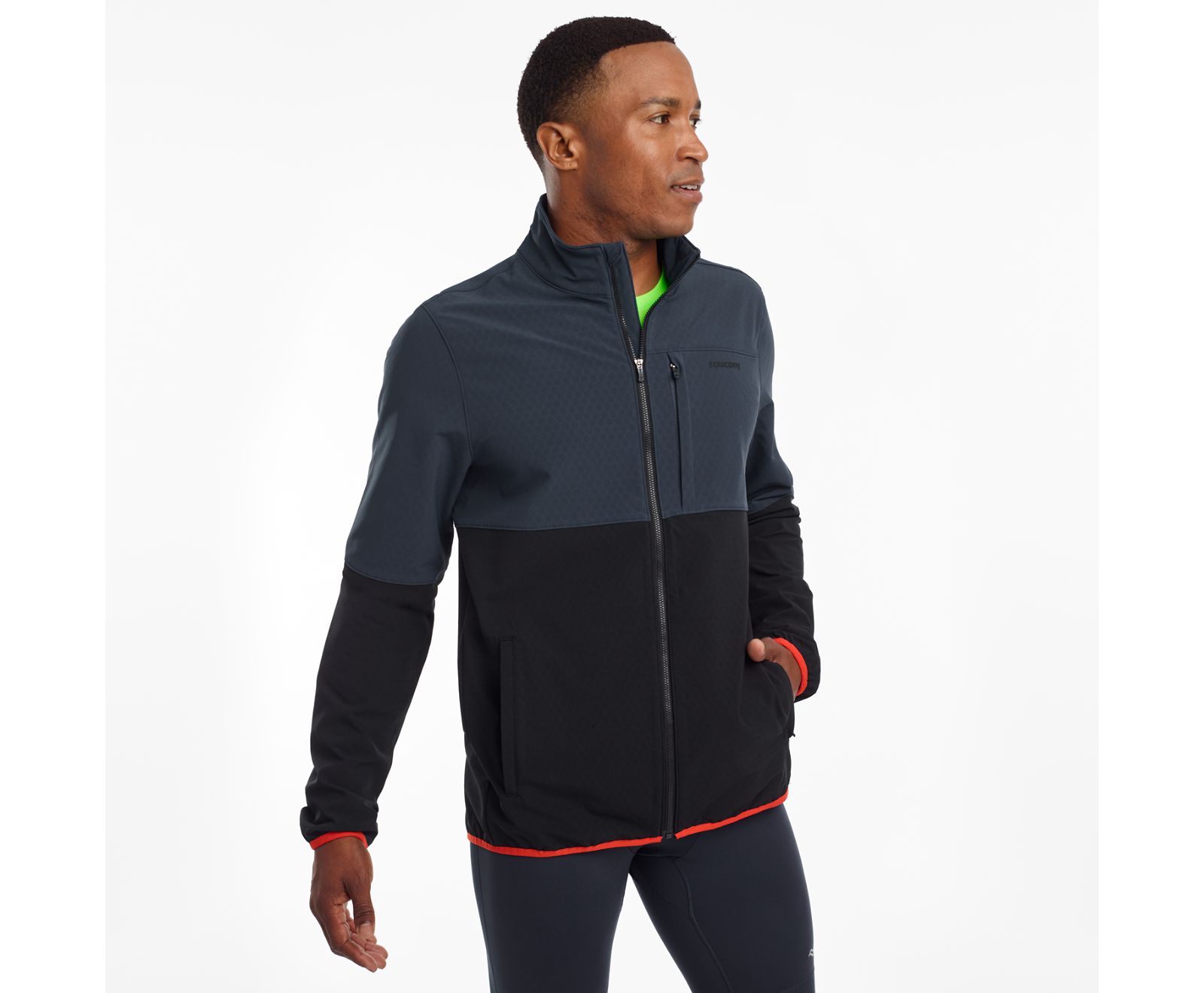 Black Men's Saucony Bluster Jackets | DNCFP2680