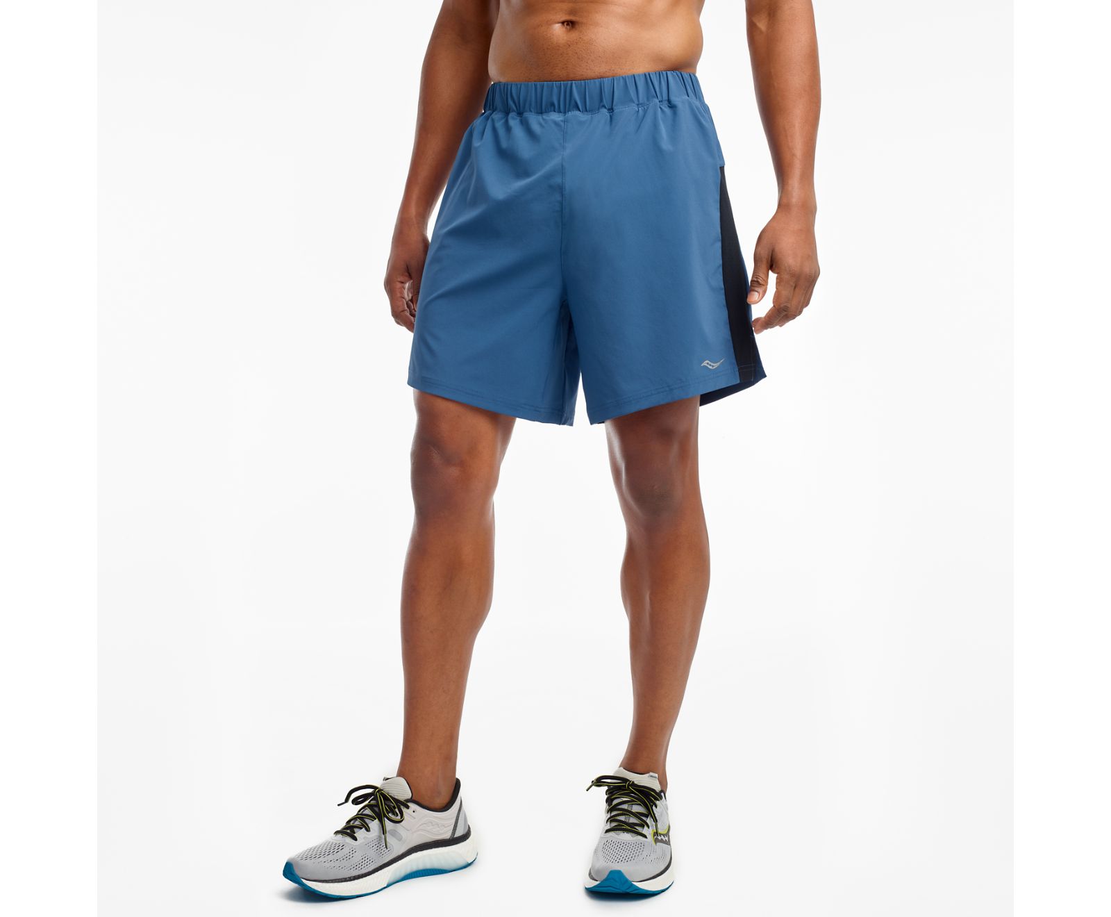 Blue Men's Saucony Outpace 7" Shorts | ZXDRC1593